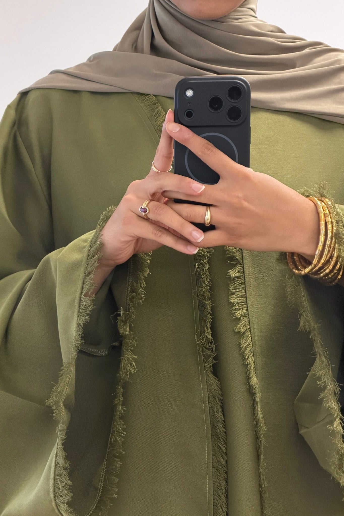 Abaya Hadia Kaki